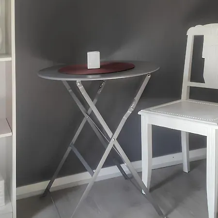 아파트 Cosy A - 20 M² Avec Terrasse Et Parking *