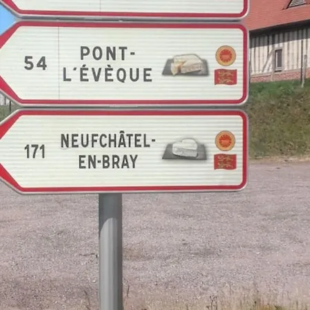 Cosy à - 20 M² Avec Terrasse Et Parking *